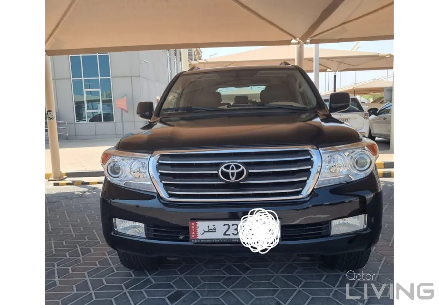 تويوتا لاند كروزر GXR 2011 — QatarLiving