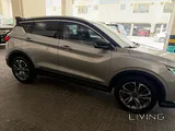جيلي كولراي 2023