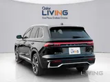 Geely Monjaro Luxury 2023 V4 