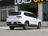 Geely Okavango 2025