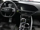Geely Tugella Black roof