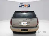 GMC Yukon Standard 2007