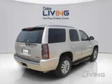 GMC Yukon Standard 2007