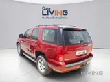 GMC Yukon Standard 2012 v8