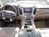 GMC Yukon XL 2015 V8
