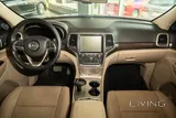 جراند شيروكي ليمتد V8 5.7 لتر