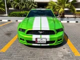 Green Lime Mustang 2013 Convertible 160000km