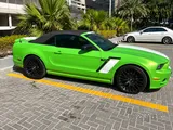 Green Lime Mustang 2013 Convertible 160000km