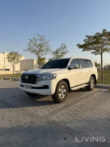 Toyota Land Cruiser GX 2021