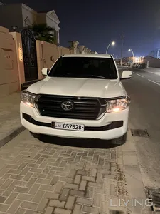 Toyota Land Cruiser GX 2021