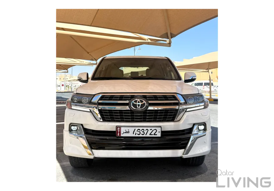 تويوتا لاند كروزر GXR 2015 — QatarLiving