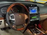 GXR V8