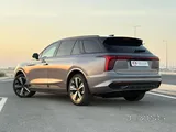 Hongqi E-HS9 2023