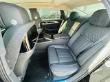 Hongqi H9 2022 V6