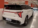 Hongqi HS3 2.0 turbo