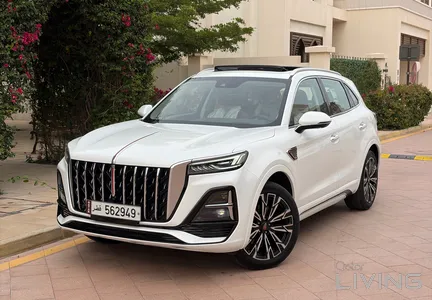 Hongqi HS5  2025