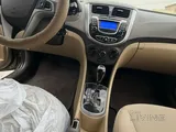  Hyndai accent 2015 low mileage 77000 only