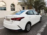 Hyundai accent 2023 Kms: 92000