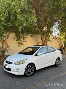 هيونداي اكسنت  2015