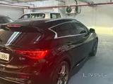 Infiniti Q30