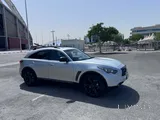 Infiniti QX70S - 130k km - Sale