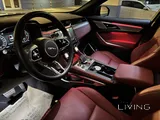 Jaguar F-type R Dynamic