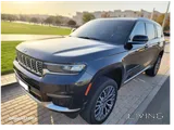 Jeep Grand Cherokee Summit -  Reg. 2022 with warranty & service package