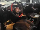 Jeep wrangler sahara 2013