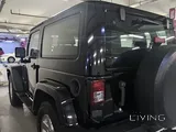 Jeep wrangler sahara 2013