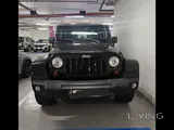 Jeep wrangler sahara 2013