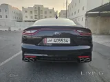 Kia stinger 2018 its GT line v6 3.3 turbo