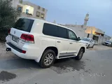 Land Couier 2019 Full option VXR 