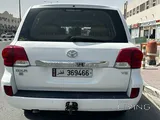 LAND CRUISE GXR V8
