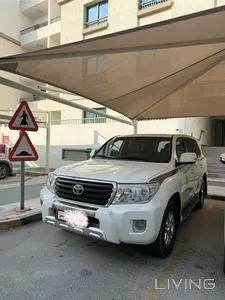 Toyota Land Cruiser GX 2012