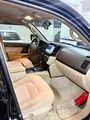 Land Cruiser 2014.