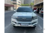 لاند كروزر جي إكس أر 2017V8 بقليل من الأميال