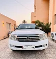 لاند كروزر جي إكس أر 2011 بحالة ممتازة