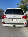 Land Cruiser GXR 2014, 8 cylinder