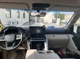 Land Cruiser GXR 2022