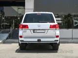 Land Cruiser GXR Grand Touring  2019