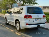 Land Cruiser GXR V8