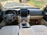 Land Cruiser GXR V8