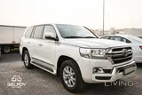 Land cruiser GXR V8