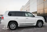 Land cruiser GXR V8