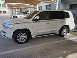 Land cruiser GXR V8 2020