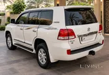 LAND CRUISER GXR V8 / VERY LESS USED LADY USE CAR