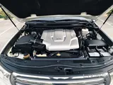 LAND CRUISER GXR V8 / VERY LESS USED LADY USE CAR