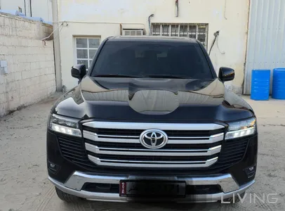 Toyota Land Cruiser GXR Twin Turbo 2024