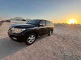 Land cruiser VXR 2010 Perfect status
