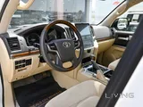 Land Cruiser VXR 2016